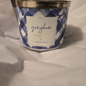 Bath & Body Works Gingham Candle - Blue and White